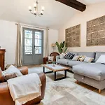 Au Pied De La Cite - Terrasse - Climatisation - Wifi * Carcassonne