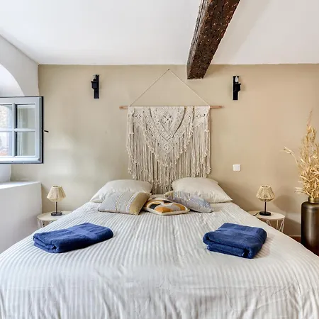 Au Pied De La Cite - Terrasse - Climatisation - Wifi Tatil Evi *