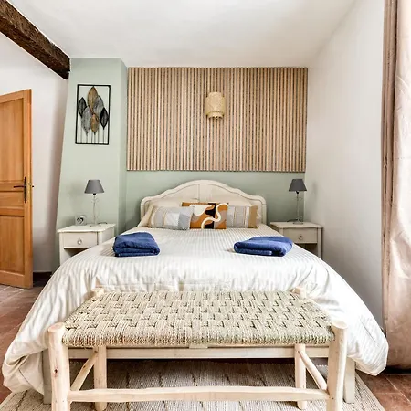 Hébergement de vacances Au Pied De La Cité - Terrasse - Climatisation - Wifi Carcassonne