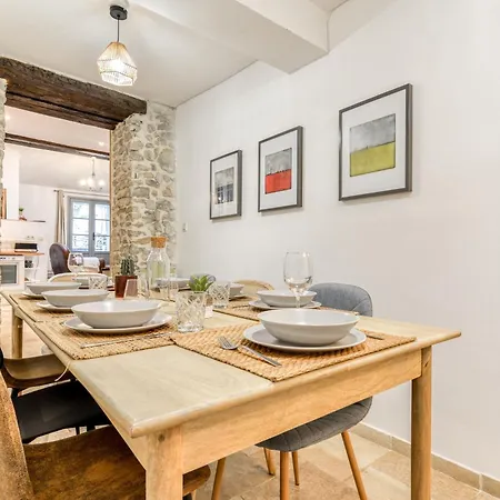 Au Pied De La Cité - Terrasse - Climatisation - Wifi Carcassonne