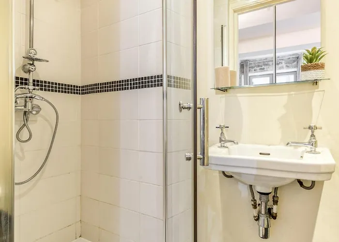 Au Pied De La Cite - Terrasse - Climatisation - Wifi Holiday home