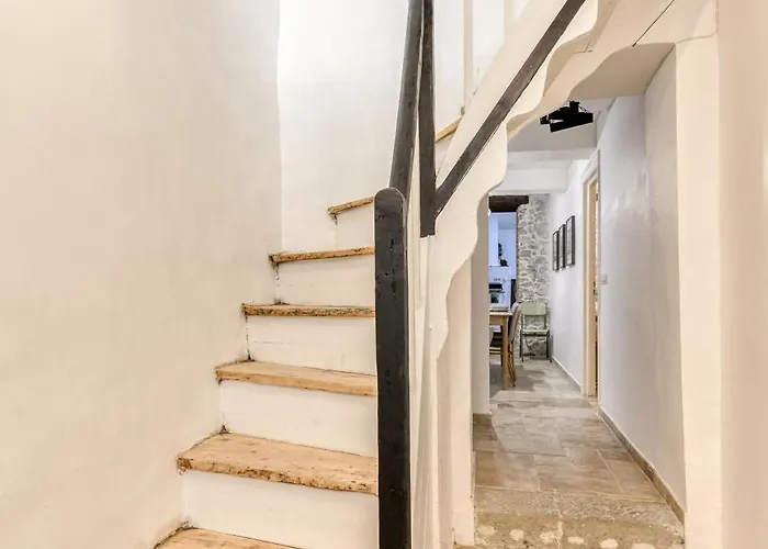 Au Pied De La Cite - Terrasse - Climatisation - Wifi