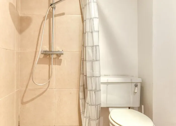 Holiday home Au Pied De La Cite - Terrasse - Climatisation - Wifi