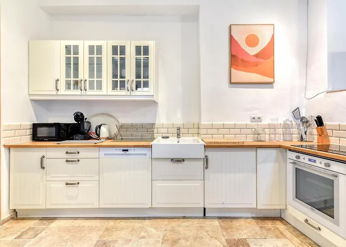 Au Pied De La Cite - Terrasse - Climatisation - Wifi *